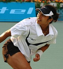 Shikha Uberoi at the 2006 Asian Games (Cropped).jpg