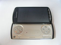 Sony Ericsson Xperia Play open.jpg