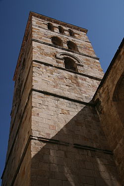Torre de la Iglesia de San Vicente Mártir (Zamora).jpg