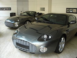Aston Martin DB7 Vantage Zagato cupé y descapotable.