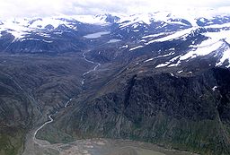 Qijuttaaqanngittuq Valley 1 1997-08-07.jpg
