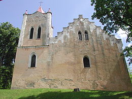 Iglesia luterana St. John en Aizpute construida en 1253.