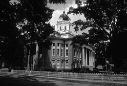 Simpson County Mississippi Courthouse.jpg