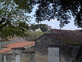 Chateau Bouteville.jpg