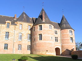 Chateau gacé 01.jpg
