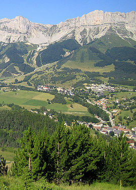 Gresse-en-Vercors Panorama (vue depuis environs du Pas du Serpaton) 1.jpg