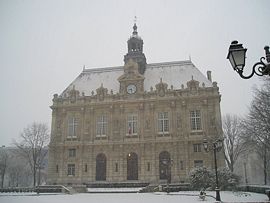 Ivry-sur-Seine town hall under snow 2005-02-23.jpeg
