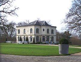 La Hauteville Château.jpg