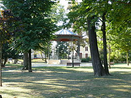 Montmagny - Parc de la Mairie.JPG