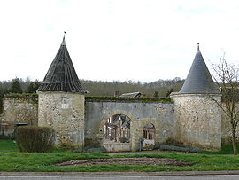 Montreuil-sur-Breche Ferme fortifiée de Ponceaux.JPG