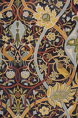 Detalle de un dibujo de William Morris y John Henry Dearle sobre una alfombra Bullerswood, c. 1889. Véase William Morris Textiles, de Linda Parry, Nueva York, Viking Press, 1983, ISBN 0-670-77074-4, pp. 91-97.