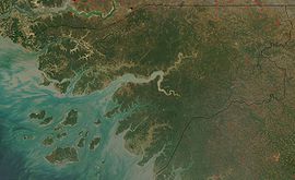 Satellite image of Guinea-Bissau in January 2003.jpg