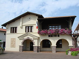 Vieux-Boucau Town Hall.JPG