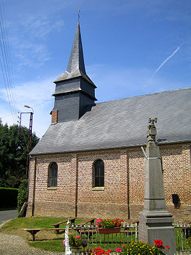Villeroy église et Monument aux Morts.jpg