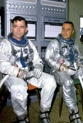 Tripulación del Gemini 3 (I-D: Young, Grissom)