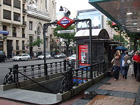 Metro Velazquez DSCF0664.JPG