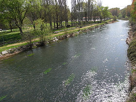 Río Tirón a su paso por Anguciana.jpg