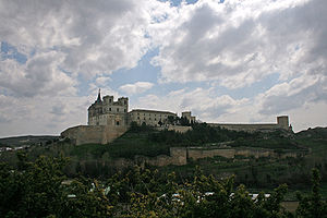 20070415 - Monasterio de Uclés - Vista desde el oeste.jpg