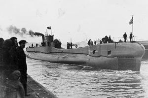 HMS Trident.jpg