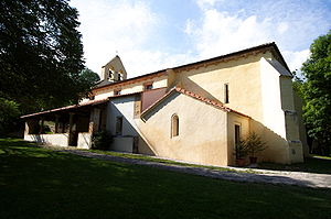 Iglesia de Santa María de Llas - 07.jpg