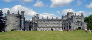 Kilkenny Castle cropped version.jpg