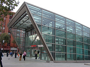 Metro Bilbao Sarriko Station.jpg