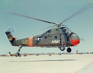 Sikorsky S-58 landing c.jpg