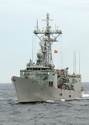 Spanish frigate Santa Maria (F 81) 051022-N-4374S-012.jpg