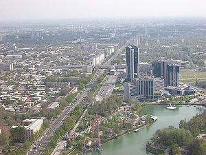 Vue de l'Aqua-Park - Tachkent.jpg