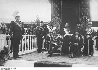 Bundesarchiv Bild 102-11533, König und Königin von Spanien.jpg