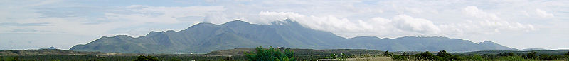 Panorámica del Cerro Copey visto desde el lado sur de la isla