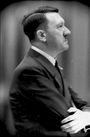 Bundesarchiv Bild 101I-811-1881-33, Adolf Hitler bei Rede.jpg