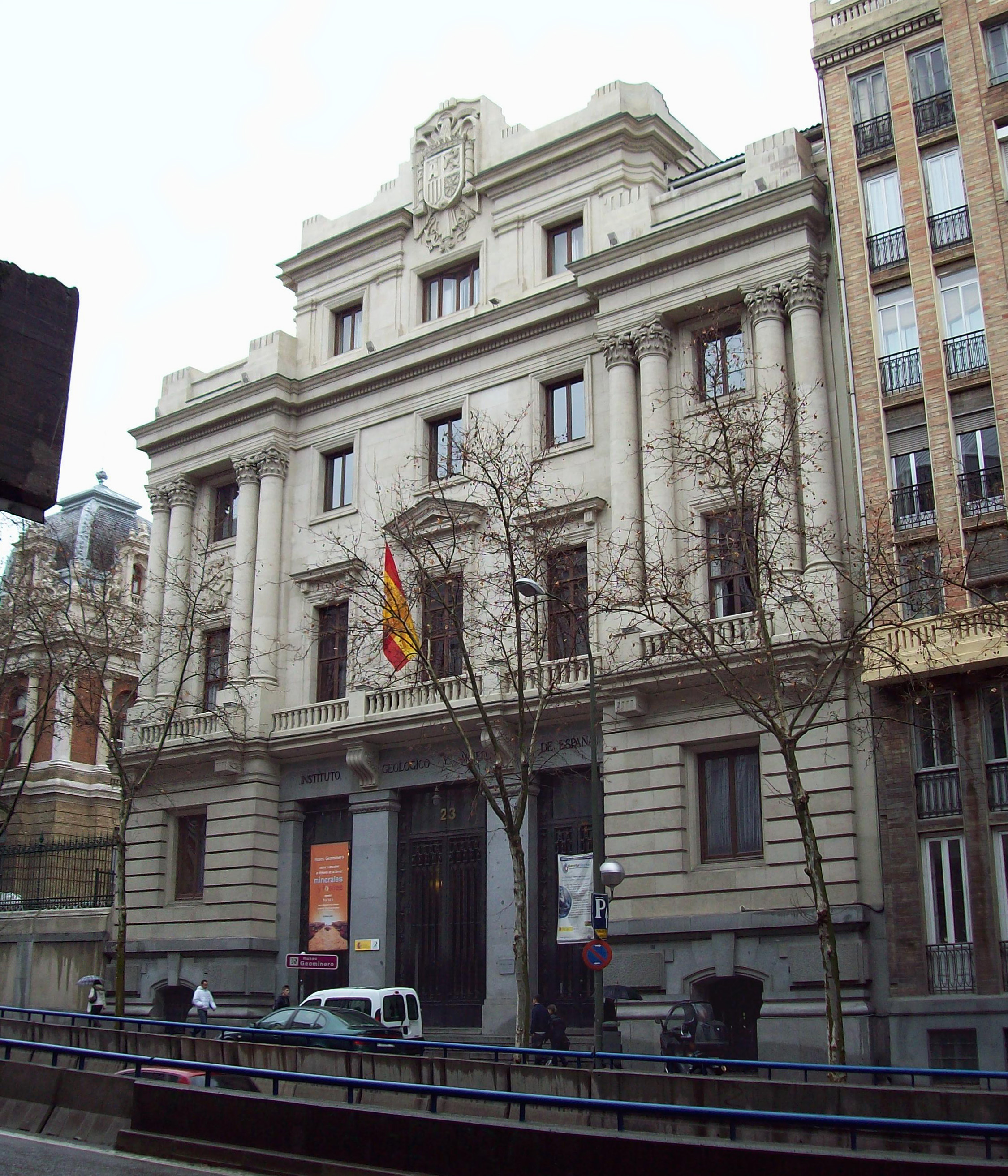 Instituto Geológico Y Minero De España 7826